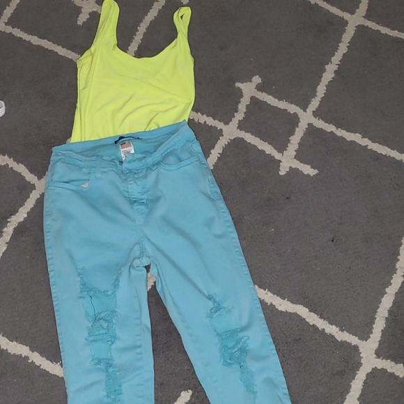 Ankle Distressed blue jeans - Picture 1 of 5